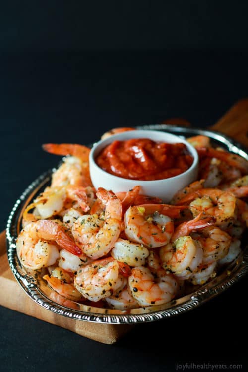Ensure you have the BEST Holiday Party around with these fun Party Recipes. From festive cocktails to sweet desserts and quick easy appetizers! Your one stop shop! | joyfulhealthyeats.com
