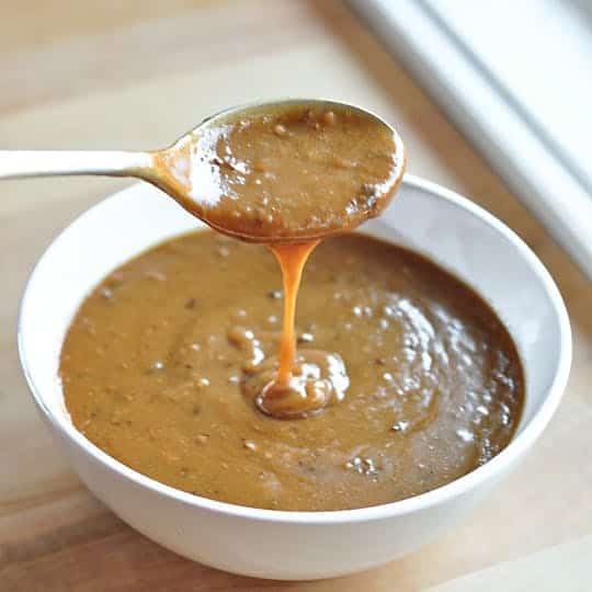 Look no further with the ULTIMATE Holiday Guide for Thanksgiving! This Turkey Day roundup has 45+ Thanksgiving recipes to ensure that you have the BEST and most flavorful feast around! | joyfulhealthyeats.com