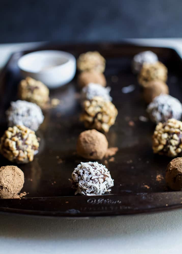 You're just 4 ingredients away from these PALEO CHOCOLATE ESPRESSO TRUFFLES. Creamy, silky, smooth chocolate - you want these on your cookie platter this holiday season! | joyfulhealthyeats.com | Gluten Free Recipes | Cookie Recipes