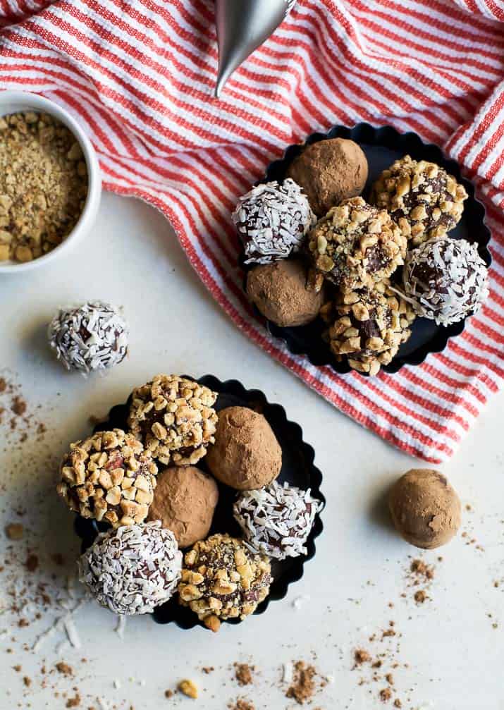 You're just 4 ingredients away from these PALEO CHOCOLATE ESPRESSO TRUFFLES. Creamy, silky, smooth chocolate - you want these on your cookie platter this holiday season! | joyfulhealthyeats.com | Gluten Free Recipes | Cookie Recipes