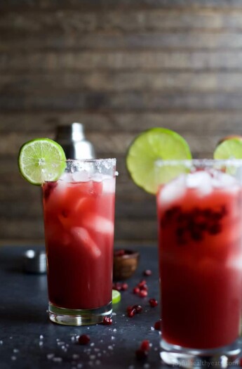 POMEGRANATE MARGARITAS an easy cocktail recipe you can rock all year round! Made with fresh ingredients. Cheers to the BEST Margarita Recipe ever! | joyfulhealthyeats.com