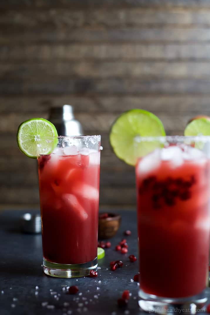 POMEGRANATE MARGARITAS an easy cocktail recipe you can rock all year long!  Made from fresh ingredients.  Cheers to the BEST margarita recipe ever!  |  joyfulhealthyeats.com