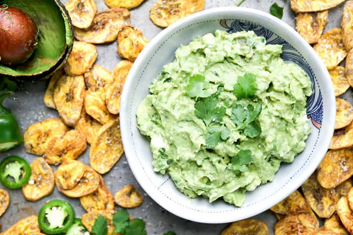 29 OF THE BEST GAME DAY APPETIZERS & COCKTAILS - from mojitos and margaritas to dips and wings! You're gonna love this Game Day Recipe Roundup! | joyfulhealthyeats.com