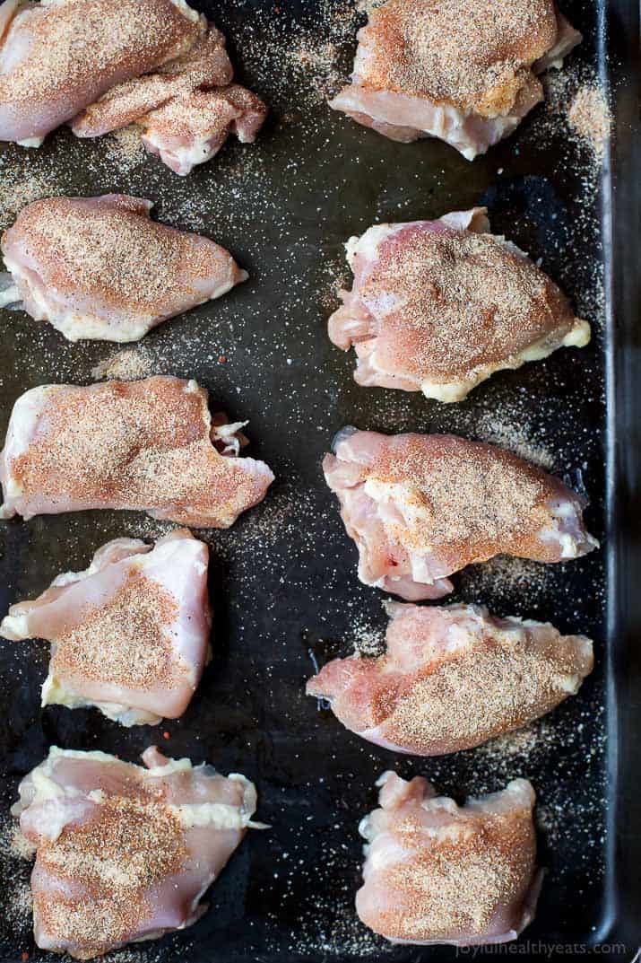 SKILLET GARLIC PARMESAN CHICKEN THIGHS, an amazing one pan skillet meal that will rock your socks off on flavor. This healthy meal is done in 30 minutes and finishes off at 262 calories a serving. | joyfulhealthyeats.com | #ad Chicken Recipes | Gluten Free