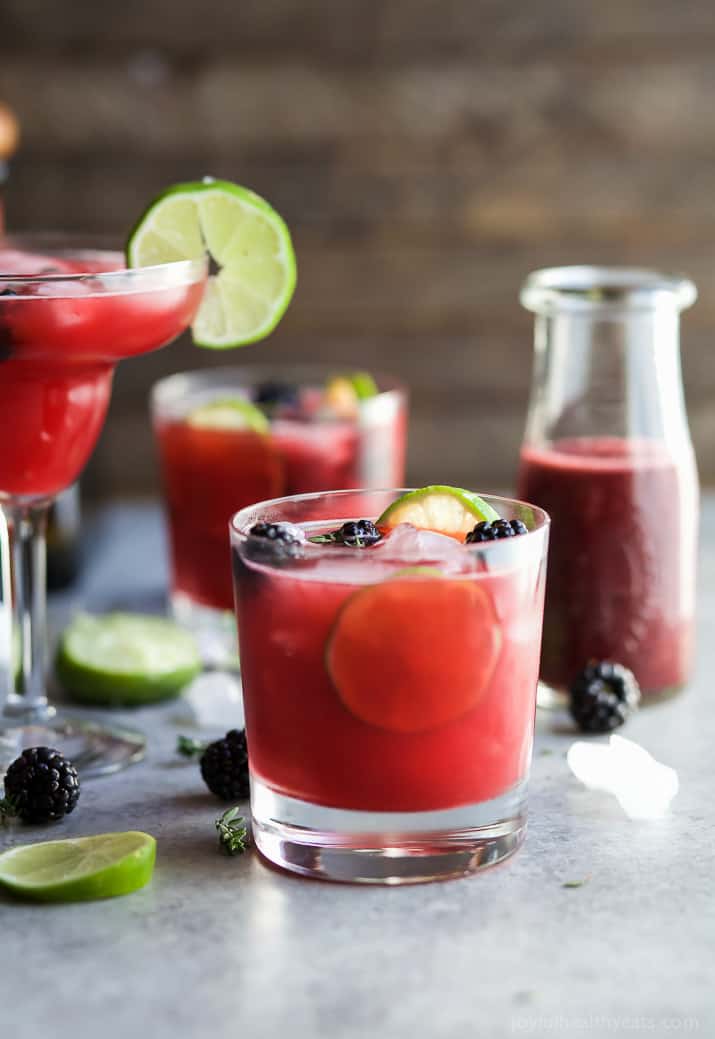 THYME BLACKBERRY MARGARITAS, as gorgeous as they are delicious! This is one smooth margarita with a hint of citrus, blackberry flavor and subtle notes of fresh thyme! You're gonna fall in love! | joyfulhealthyeats.com