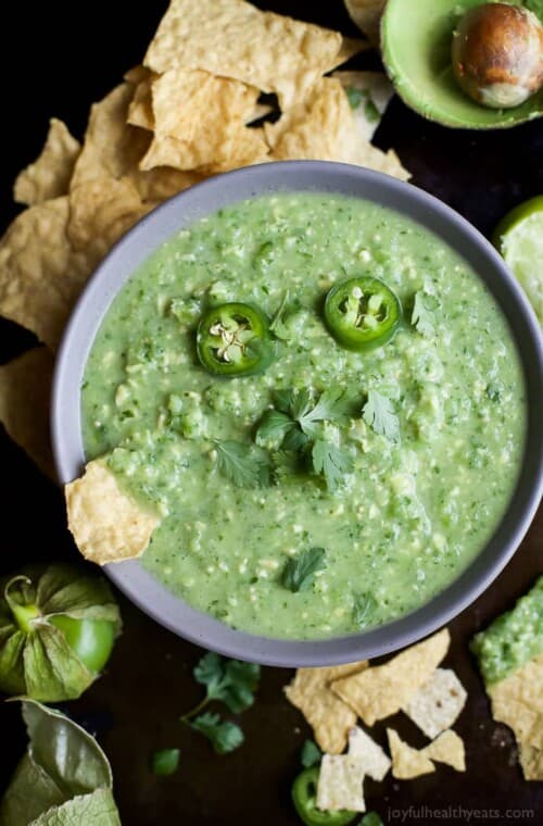AVOCADO SALSA VERDE, an easy to make recipe with less than 10 ingredients! This salsa is perfect for an appetizer, snack or a sauce drizzle on top of some chicken or fish! | joyfulhealthyeats.com | gluten free recipes | paleo recipes