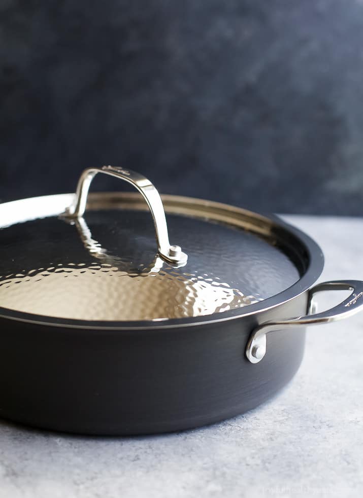 Image of a Pan with the Lid on