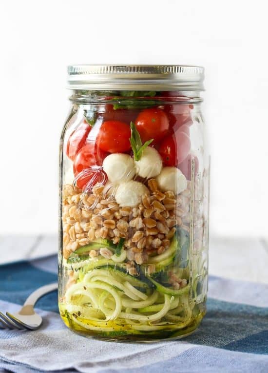 zucchini noodle mason jar salad