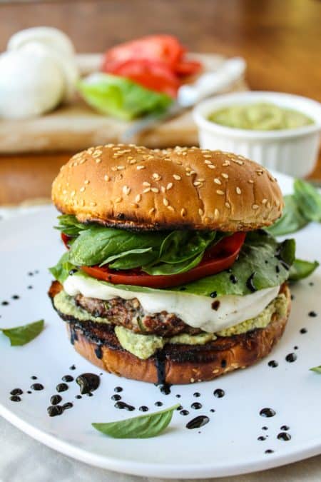 22 MOUTHWATERING BURGER RECIPES you need to make this summer! Trust me, these are some of the BEST burger recipes out there! 