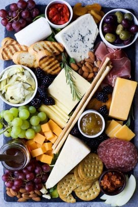 How to Make the Ultimate Cheese Board