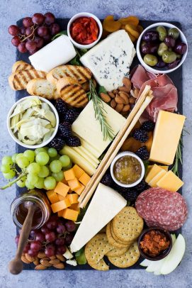 How to Make the Ultimate Cheese Board