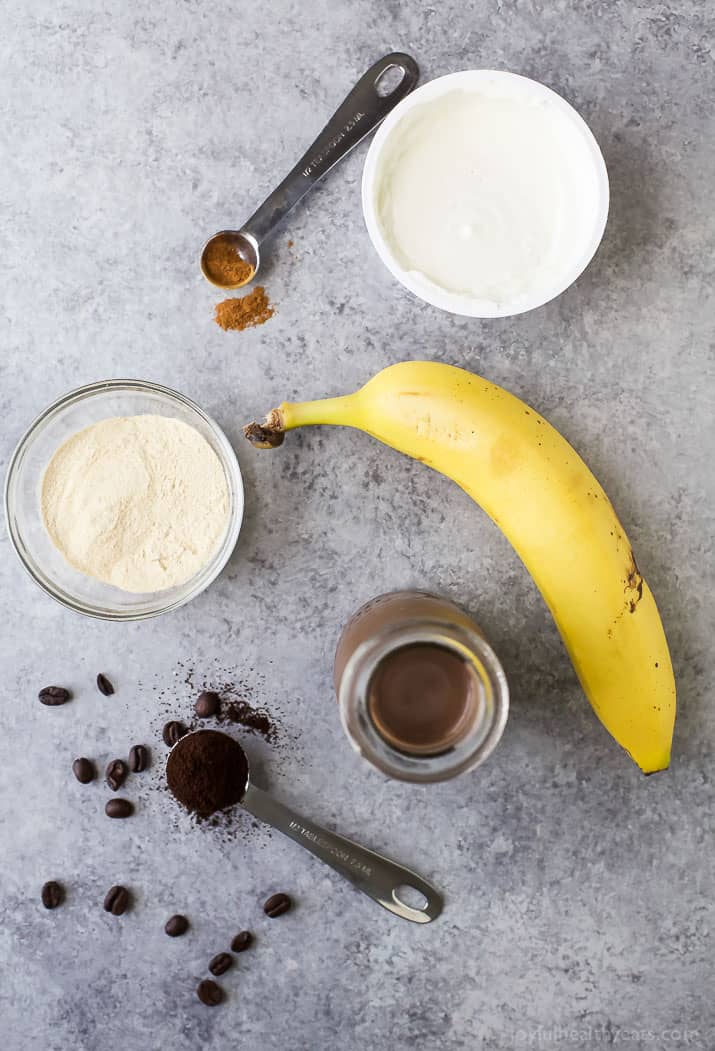 Ingredients for a Cafe Mocha Smoothie