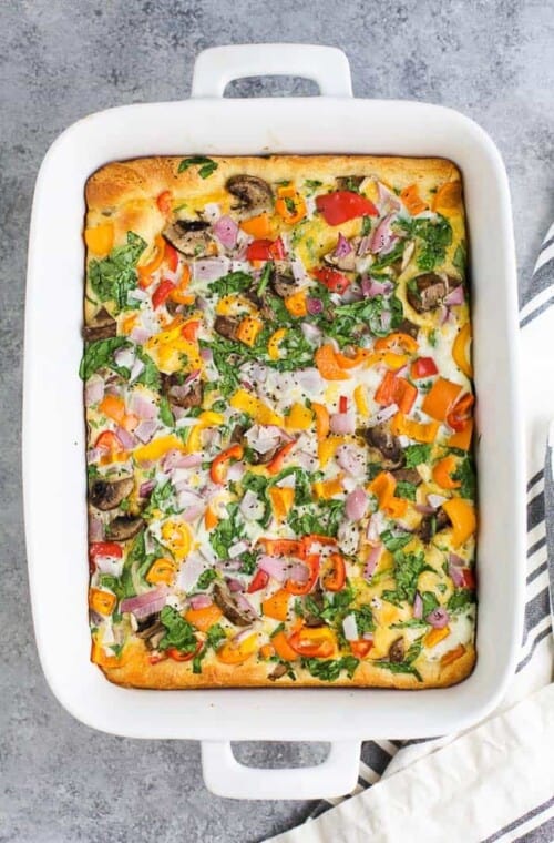 Egg White Vegetable Breakfast Casserole - an easy healthy breakfast recipe. Loaded with veggies, egg whites, and cheese! Perfect for a weekend brunch and only 75 calories a serving!