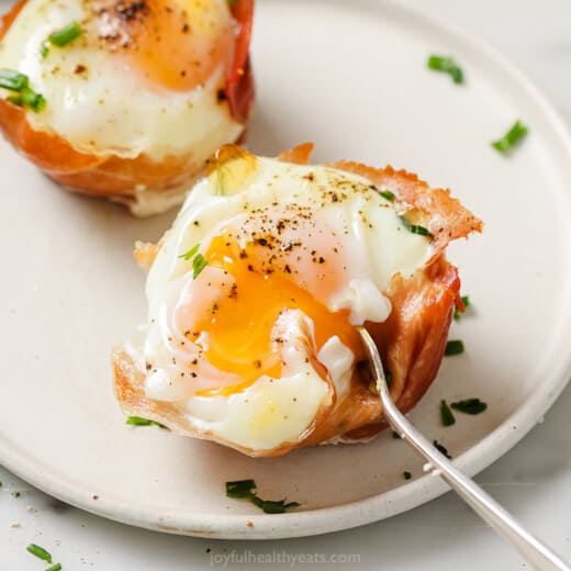 Landscape photo for prosciutto egg cups.