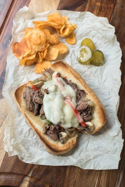 25 of the BEST Easy Crock Pot Recipes you need to make this fall! You'll love how fast and delicious these crock pot recipes are!