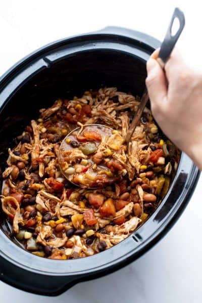 25 of the BEST Easy Crock Pot Recipes you need to make this fall! You'll love how fast and delicious these crock pot recipes are!