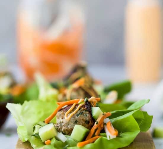 Quick Easy Banh Mi Lettuce Wraps a healthy low carb version of the famous Banh Mi Sandwich! Asian inspired turkey meatballs served on a lettuce wrap with pickled vegetables and sriracha mayo! It's dinner perfection! #glutenfree