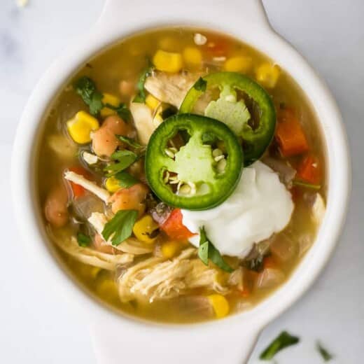 Crockpot White Chicken Chili (Prep in 15 mins!) - Gonna Want Seconds