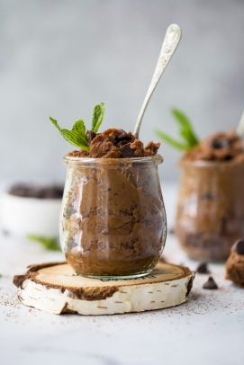 Vegan Thin Mint Chickpea Cookie Dough | Paleo | Christmas Recipes