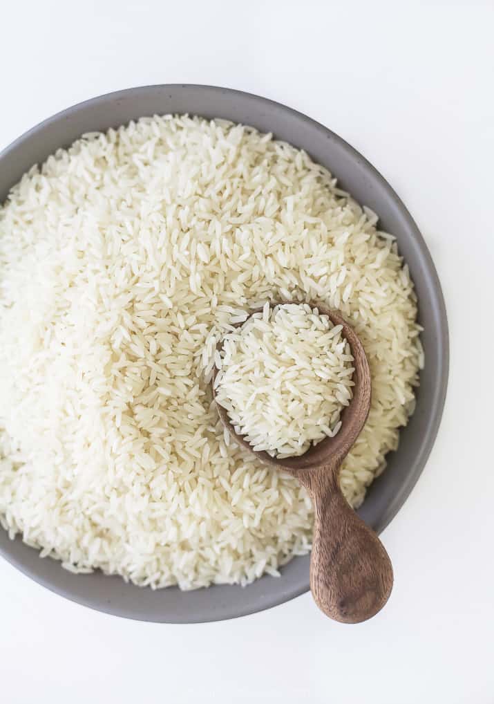 photo of white long grain rice in a bowl