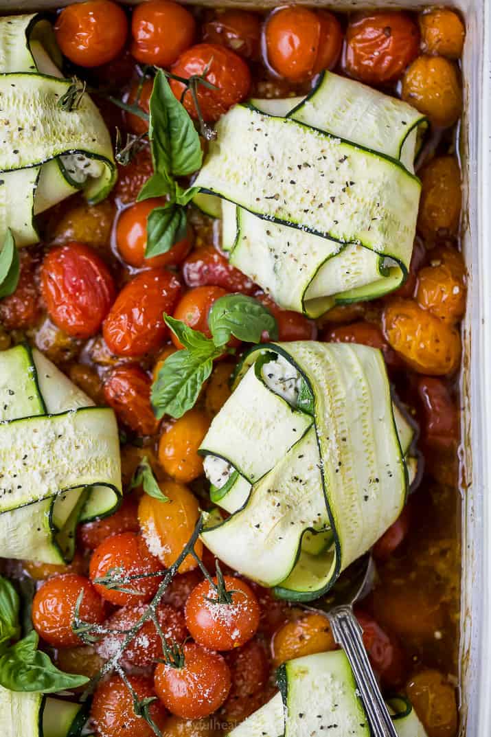 overhead photo of cheese zucchini ravioli in roasted tomato sauce