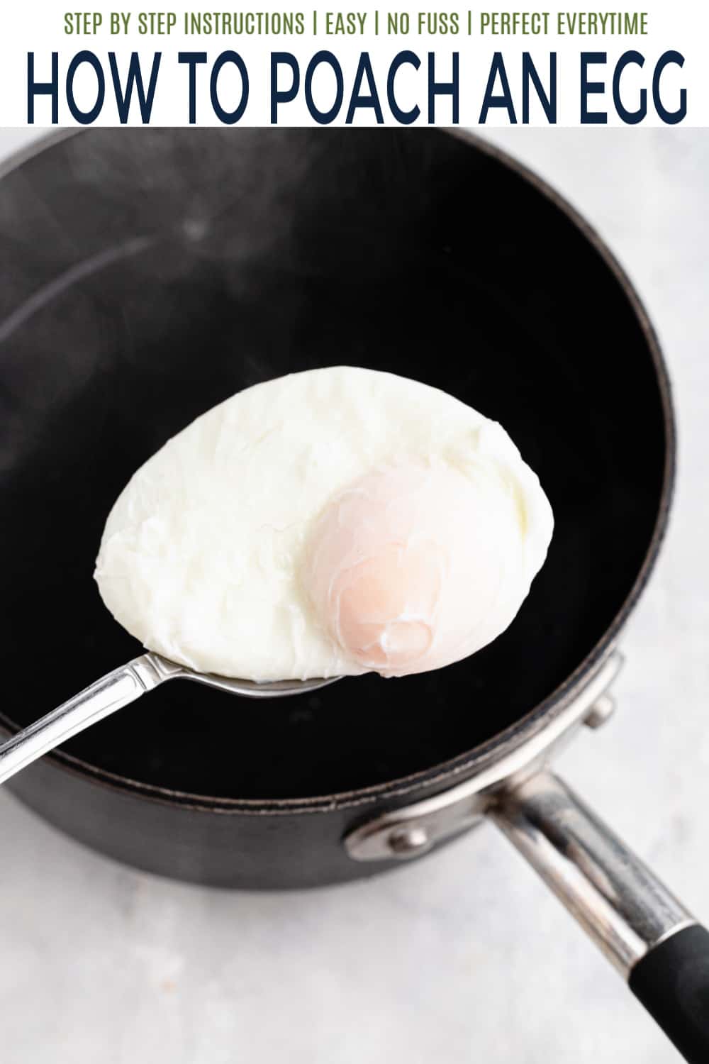 How to Cook Poached Eggs on the Stove