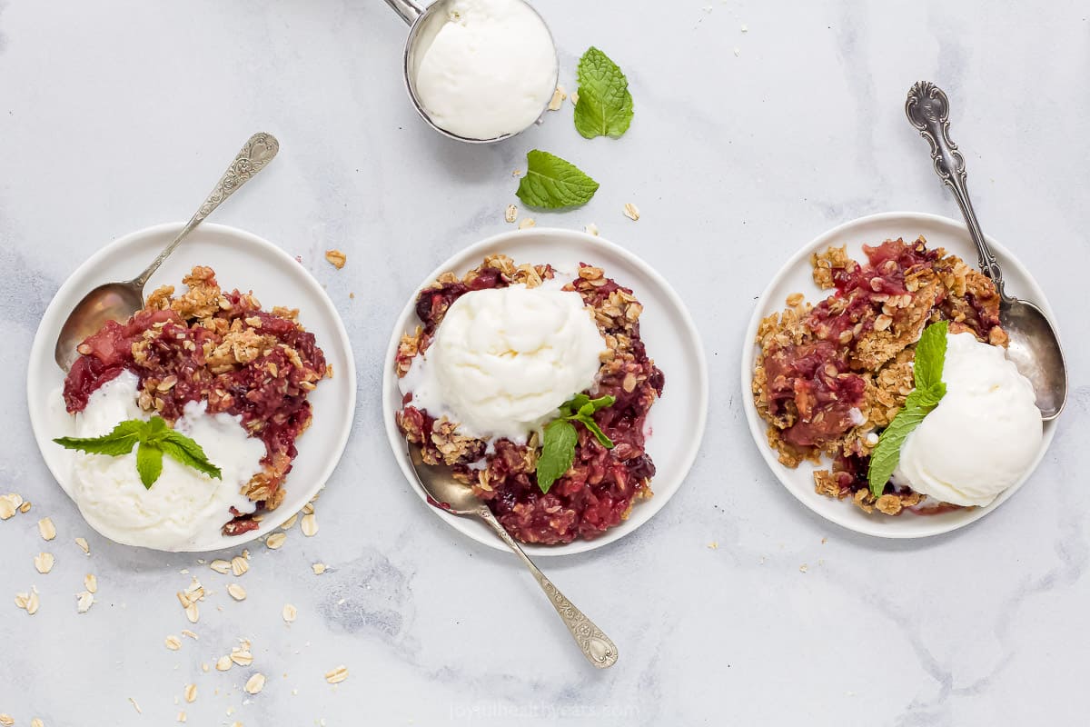 apple blueberry crumble topped with ice cream