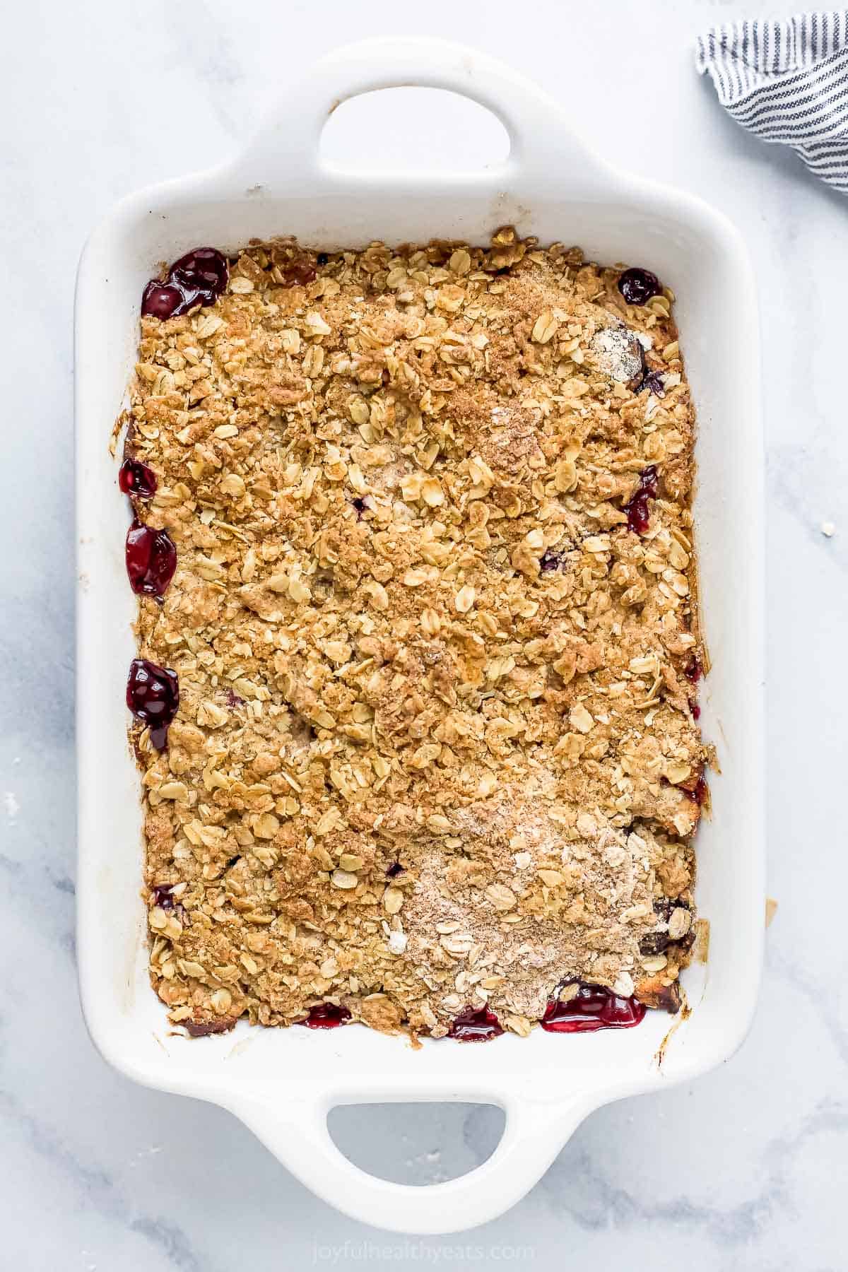 apple blueberry crumble in a baking dish