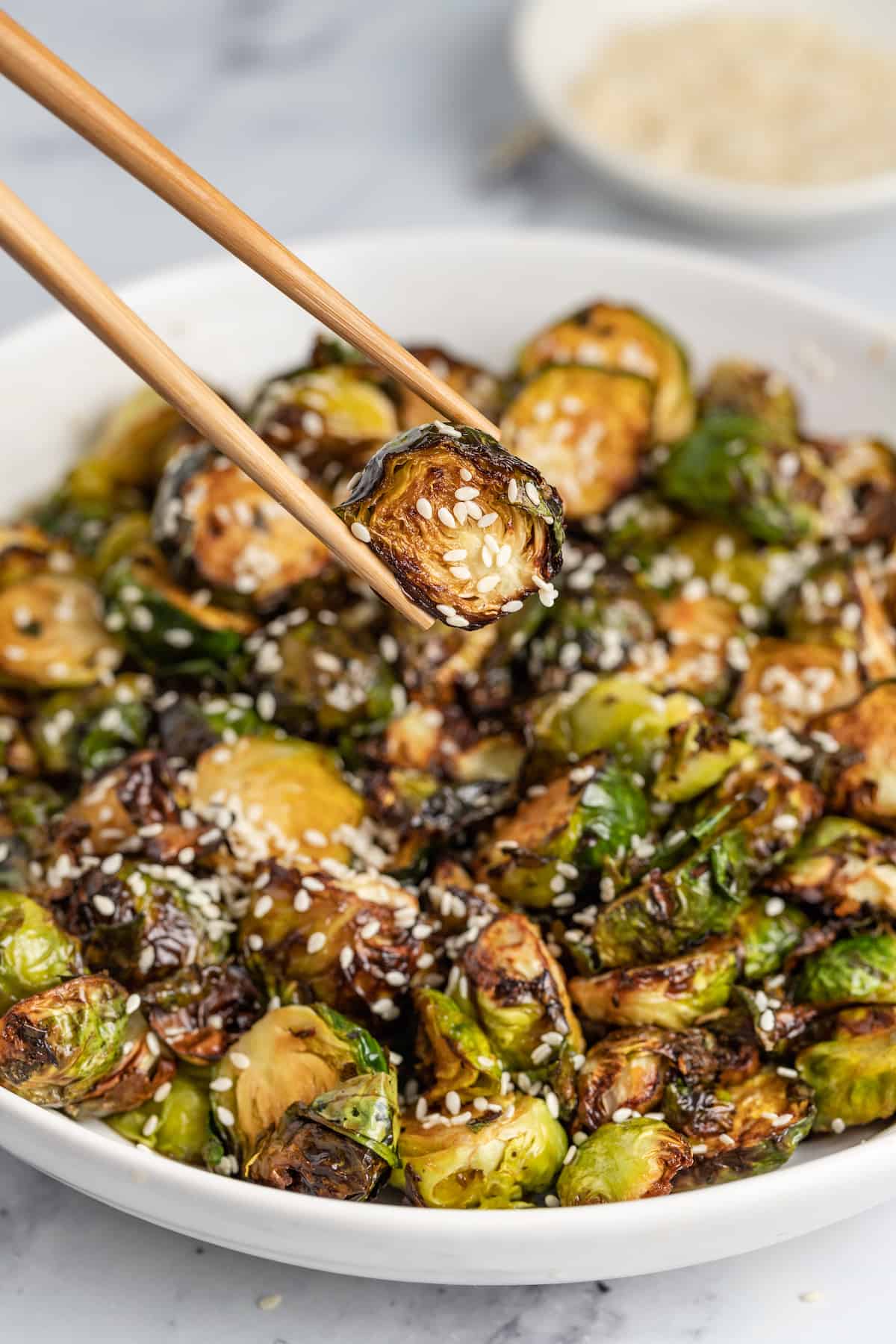 Air Fryer Brussels Sprouts {Fast & Crispy!} –