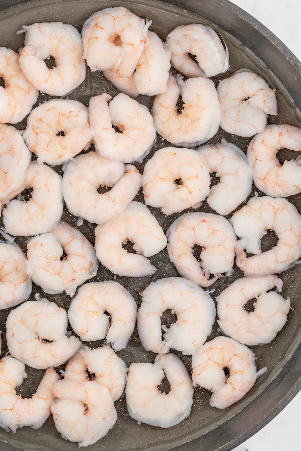 Boiled shrimp in the pot.