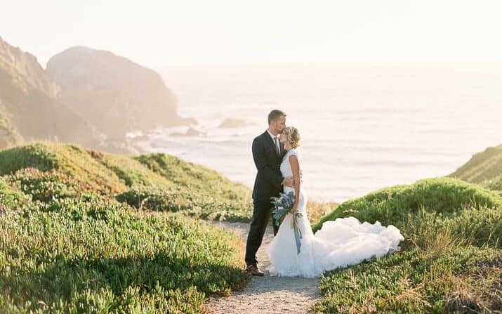 Bride and Groom outdoor photo near the ocean